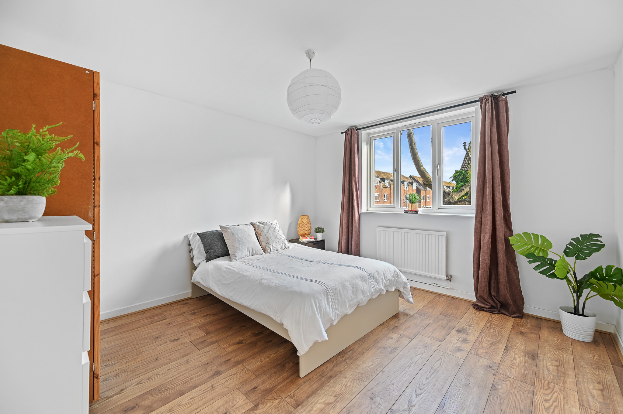 Newly renovated Three Double bedroom house in Battersea